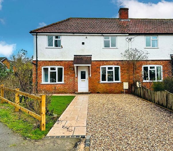 3 Bedroom End Of Terrace House To Rent In Highfield, Long Crendon, HP18