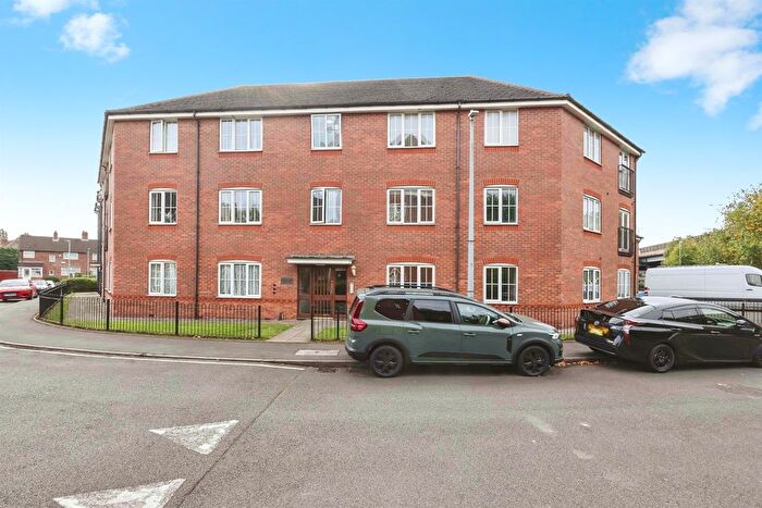 2 Bedroom Flat For Sale In Ashwood Close, Oldbury, B69
