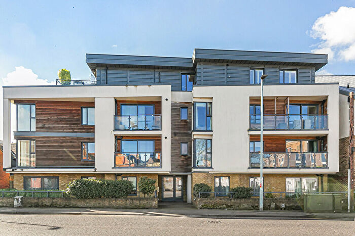 2 Bedroom Apartment To Rent In Mill Road, Hertford, SG14