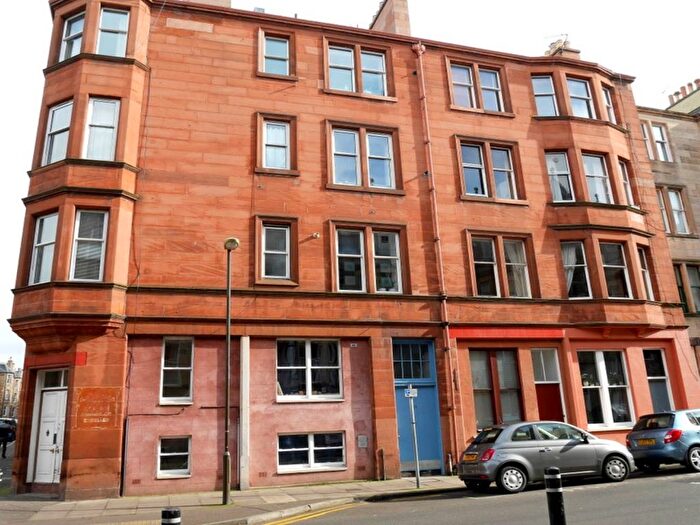 4 Bedroom Flat To Rent In Montpelier Park, Edinburgh, EH10