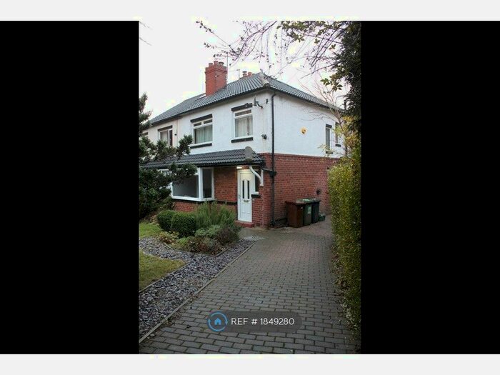 3 Bedroom Semi-Detached House To Rent In Wensley Drive, Leeds, LS7