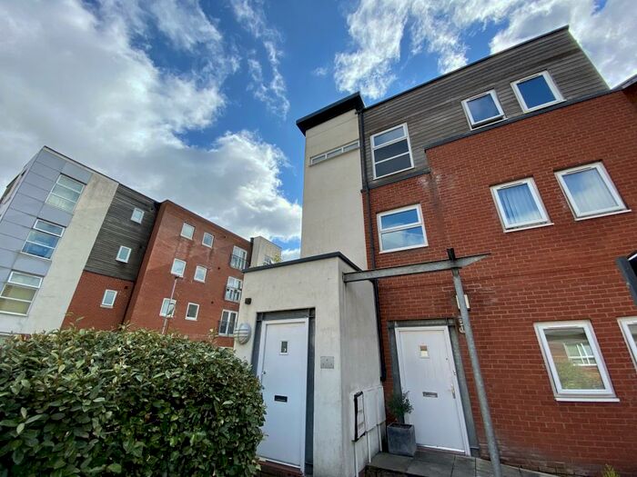 1 Bedroom Apartment To Rent In Robert Harrison Ave, Didsbury Point, M20