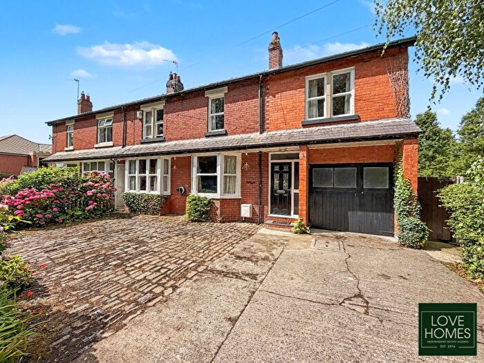 5 Bedroom Semi Detached House For Sale In Garstang Road, Bilsborrow | Bedrooms | Large Gardens | Plenty Of Potential, PR3