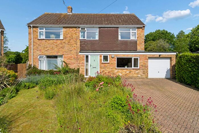 5 Bedroom Detached House For Sale In Wellhouse Way, Naphill, HP14