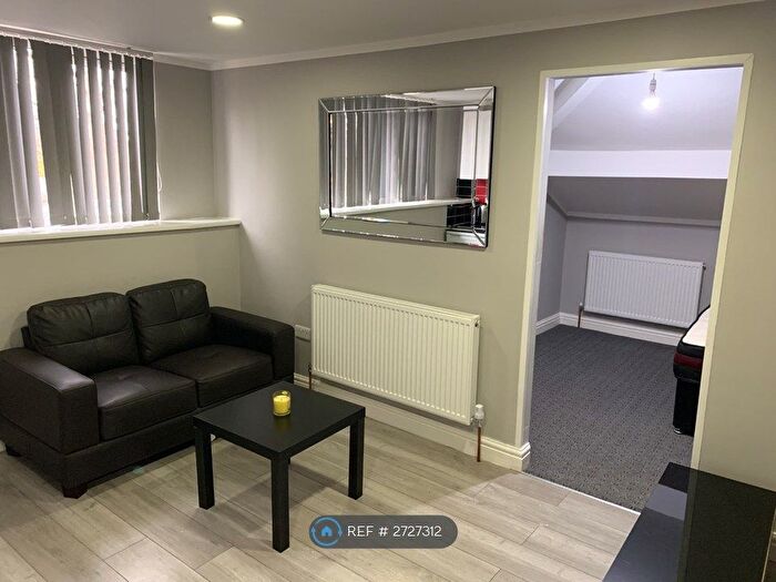 1 Bedroom Flat To Rent In Claremont, Bradford, BD7