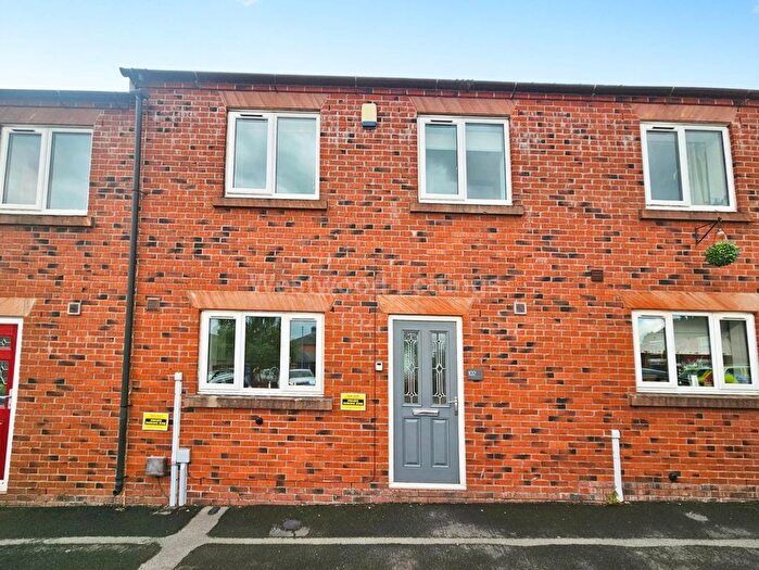 3 Bedroom Mews To Rent In Portland Street North, Leek, ST13