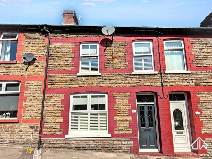 3 Bedroom Property For Sale In Brynhyfryd Street, Pontllanfraith, NP12