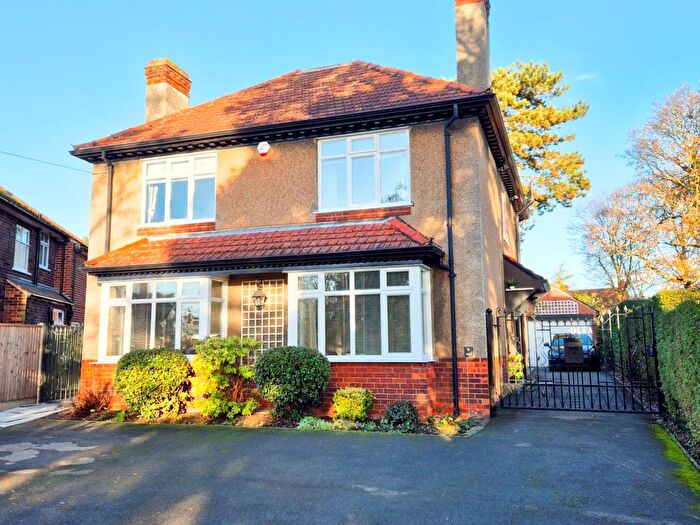 5 Bedroom Detached House For Sale In St. Martins Avenue, Doncaster, DN10
