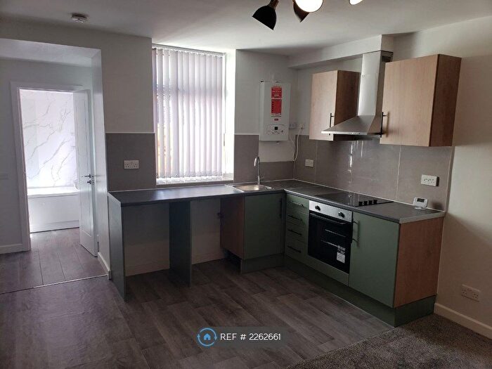 1 Bedroom Flat To Rent In Green Street, Burnley, BB10