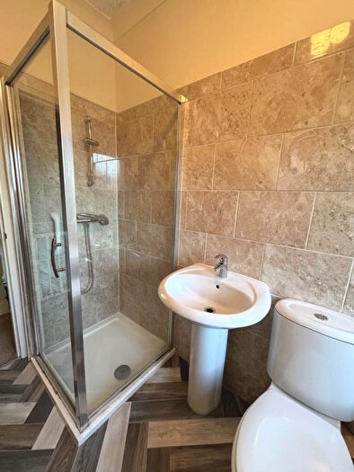 3 Bedroom Detached House For Sale In Lightbown Avenue, Blackpool, FY3