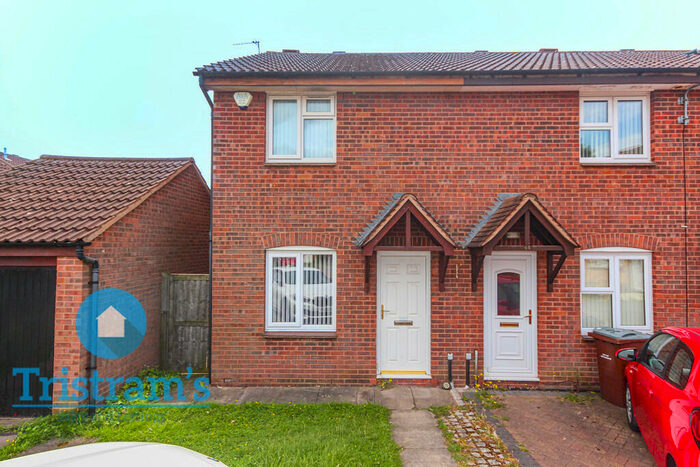 2 Bedroom Semi-Detached House To Rent In Dean Close, Nottingham, NG8