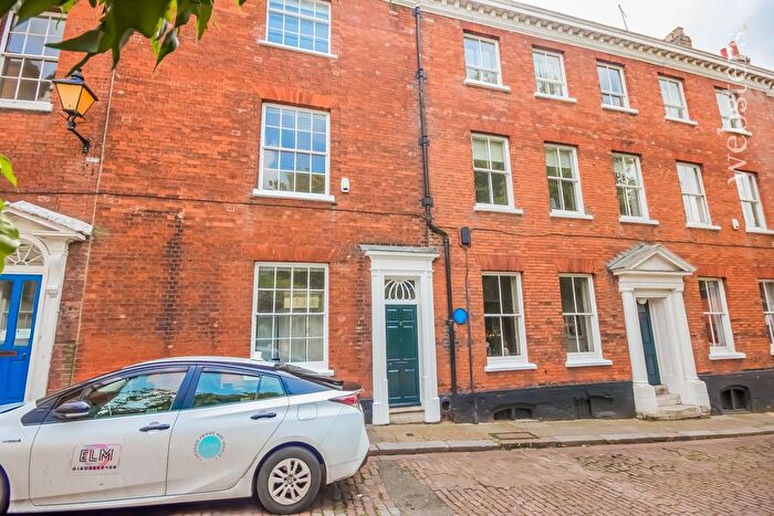 2 Bedroom Town House To Rent In Princes Street, Norwich, NR3