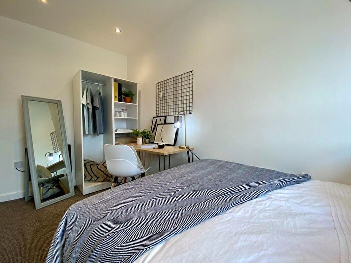 7 Bedroom Terraced House To Rent In , Gascoyne Street, Manchester, M14
