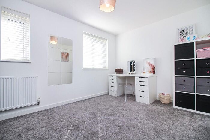 3 Bedroom Semi-Detached House For Sale In Walton Heath Way, Ashington, NE63