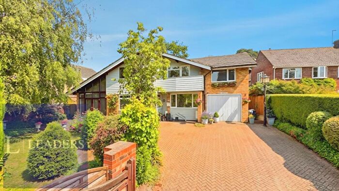 4 Bedroom Detached House For Sale In Melford Road, Sudbury, Suffolk, CO10