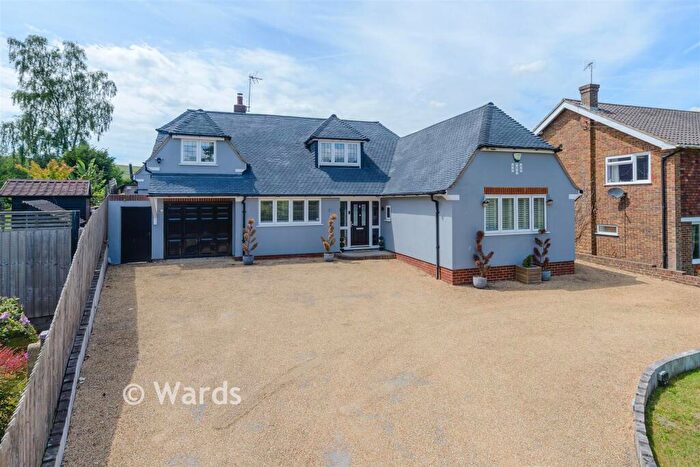 4 Bedroom Detached House For Sale In Beesfield Lane, Farningham, Kent, DA4
