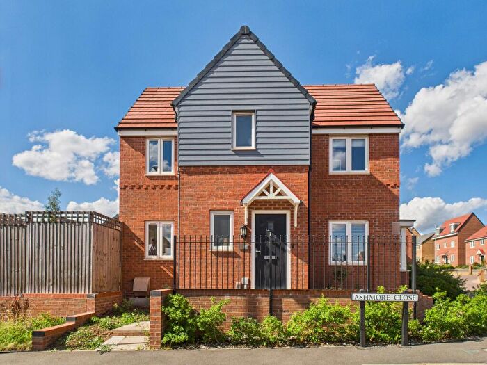 3 Bedroom Semi Detached House For Sale In Ashmore Close, Gedling, Nottingham, NG4