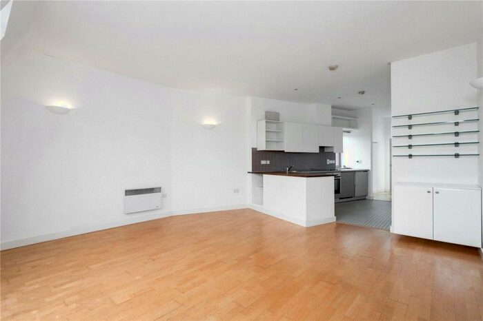 2 Bedroom Apartment To Rent In Piano Lane, Carysfort Road, London, N16