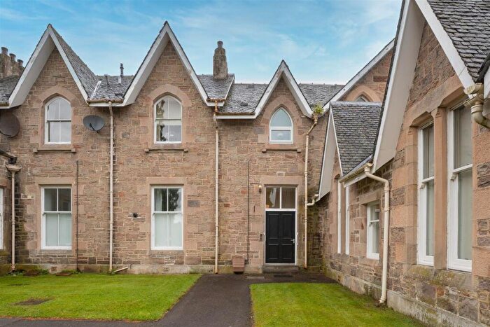 2 Bedroom Flat For Sale In Stratherrick Park, Inverness, IV2