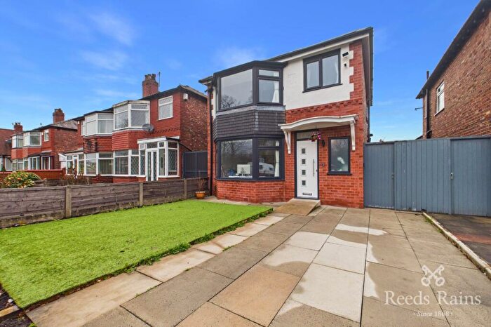 3 Bedroom Detached House For Sale In Manchester Road, Swinton, Manchester, Greater Manchester, M27