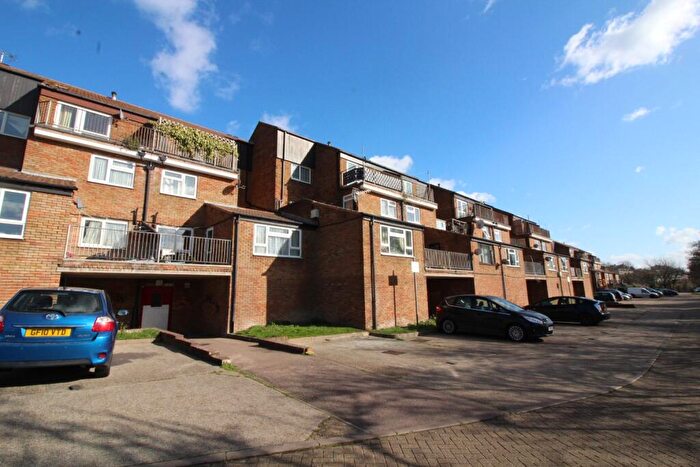 1 Bedroom Flat To Rent In Ebbsfleet Walk, Northfleet, Gravesend, Kent, DA11