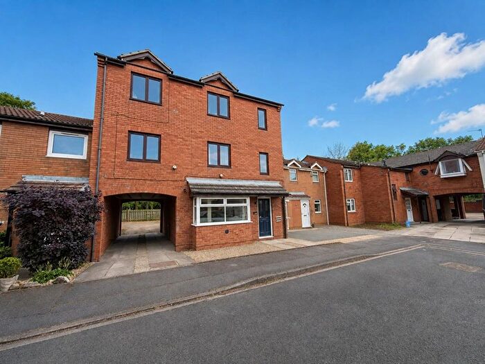 2 Bedroom Flat For Sale In Top Floor, North Park, Billingham, TS23