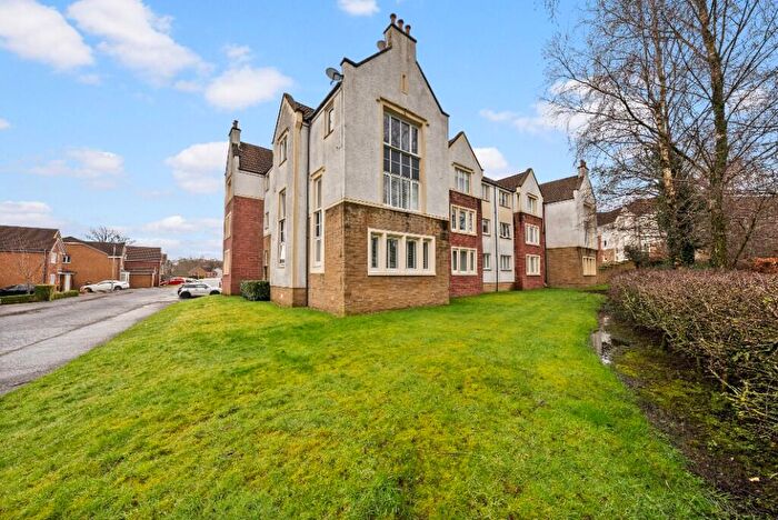 2 Bedroom Flat For Sale In St. Annes Wynd, Erskine, Renfrewshire, PA8