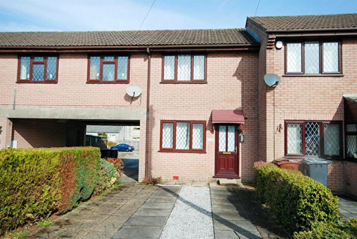 2 Bedroom Terraced House To Rent In Queens Avenue, Buxton, SK17