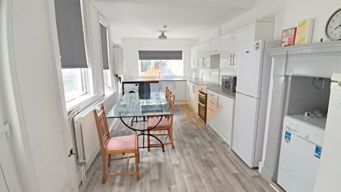 4 Bedroom Terraced House To Rent In West Parade, Lincoln, LN1