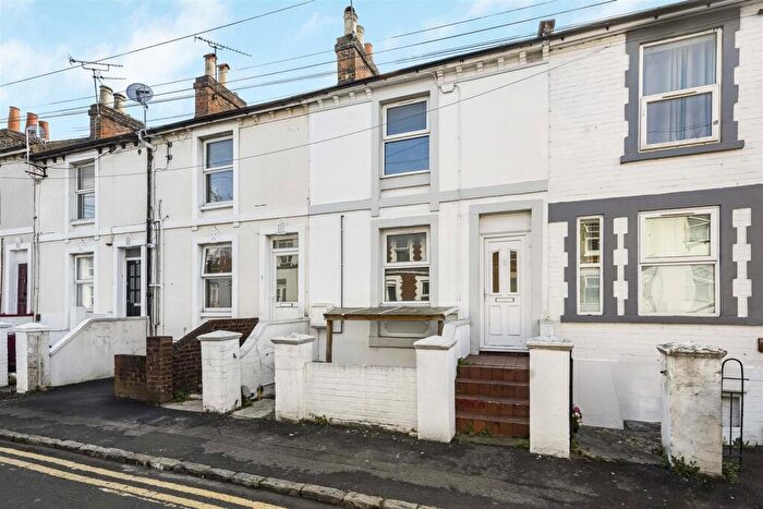 4 Bedroom Terraced House For Sale In William Street, Reading, RG1