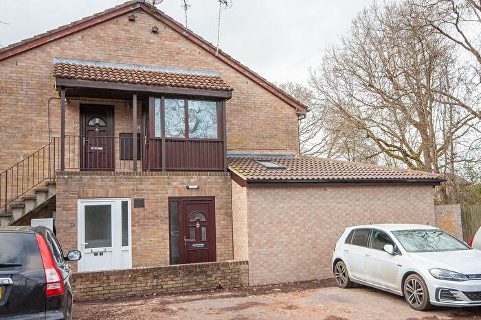 2 Bedroom Flat To Rent In Harold Close, West Totton, SO40