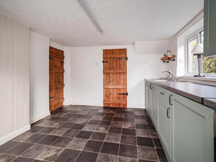 2 Bedroom Cottage For Sale In Norwich Road, Besthorpe, Attleborough, NR17
