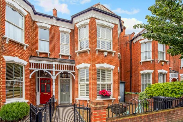 4 Bedroom Terraced House To Rent In Morley Road, Twickenham, TW1