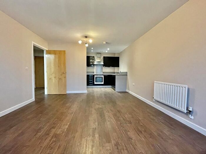 1 Bedroom Flat To Rent In Carmichael Avenue, Greenhithe, DA9