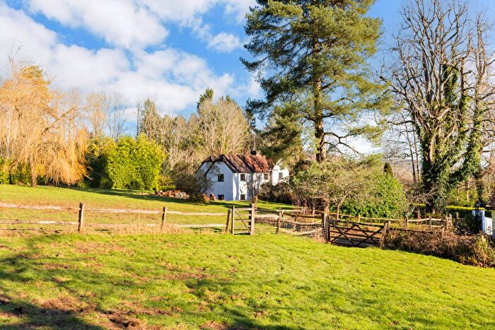 4 Bedroom Detached House For Sale In Peaslake Road, Cranleigh, GU6