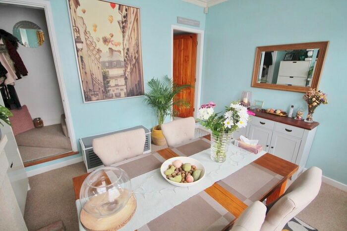 2 Bedroom Terraced House To Rent In Henton Road, Leicester LE3