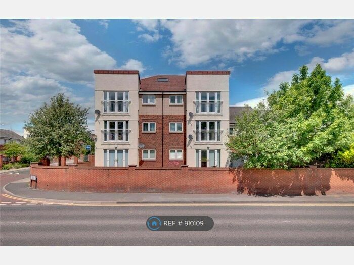 2 Bedroom Flat To Rent In Grebe Close, Gateshead NE11