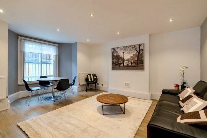 2 Bedroom Flat To Rent In Kings Road, Chelsea, London, SW10