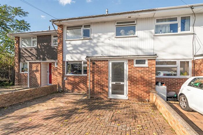 3 Bedroom Terraced House For Sale In Norfolk Road, Gosport, PO12