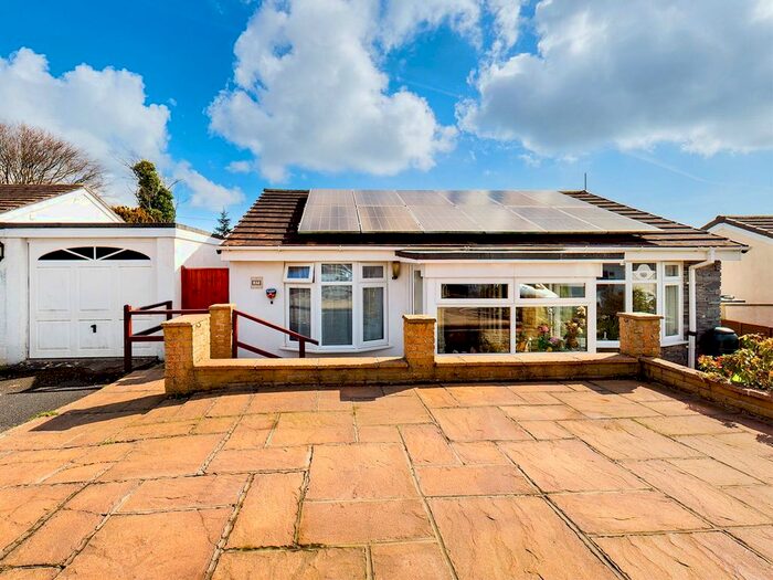 2 Bedroom Bungalow For Sale In Coombe Meadows, Chillington, Kingsbridge, TQ7