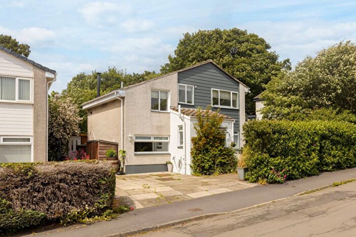 4 Bedroom Detached House For Sale In Buckstone Road, Edinburgh, EH10