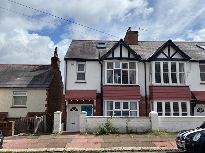 2 Bedroom Maisonette To Rent In Stanmer Park Road, Brighton, East Sussex, BN1