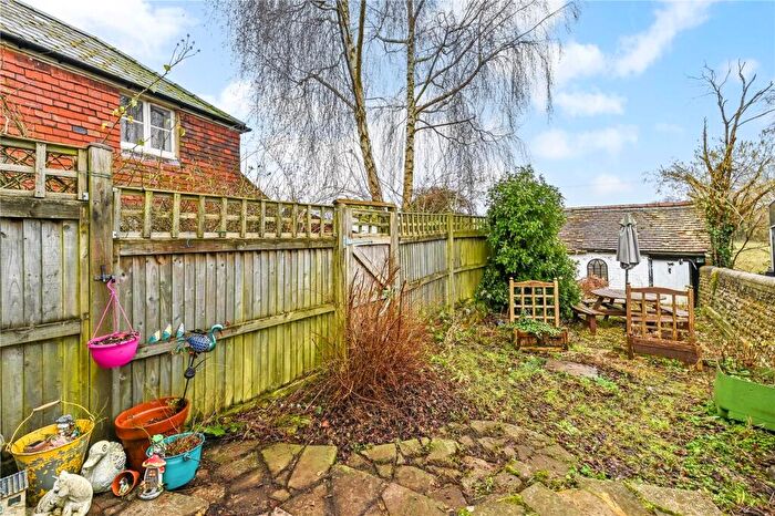 2 Bedroom Semi-Detached House For Sale In Sussex Road, Petersfield, Hampshire, GU31