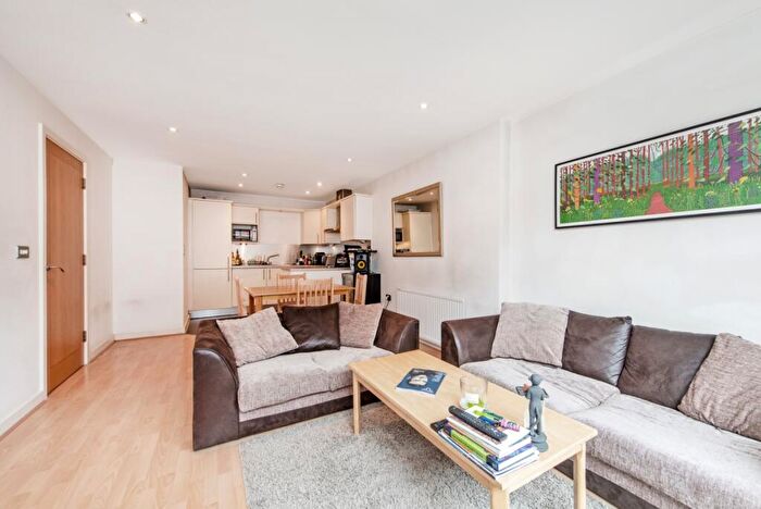 2 Bedroom Flat To Rent In Brewhouse Yard, London, EC1V