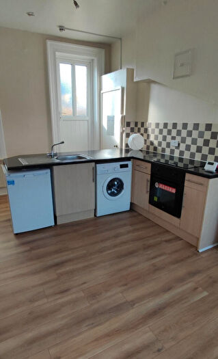 1 Bedroom Flat To Rent In High Street, Starbeck, Harrogate, North Yorkshire, HG2