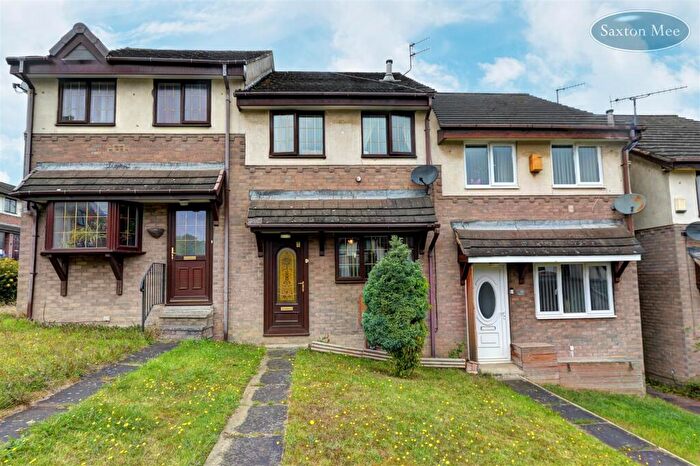 3 Bedroom Terraced House For Sale In Paterson Close, Stocksbridge, Sheffield, S36