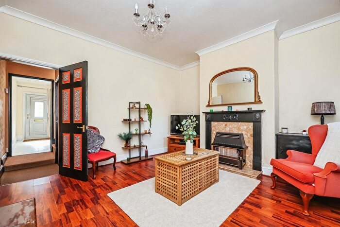 3 Bedroom Terraced House For Sale In Loscoe Road, Heanor, DE75