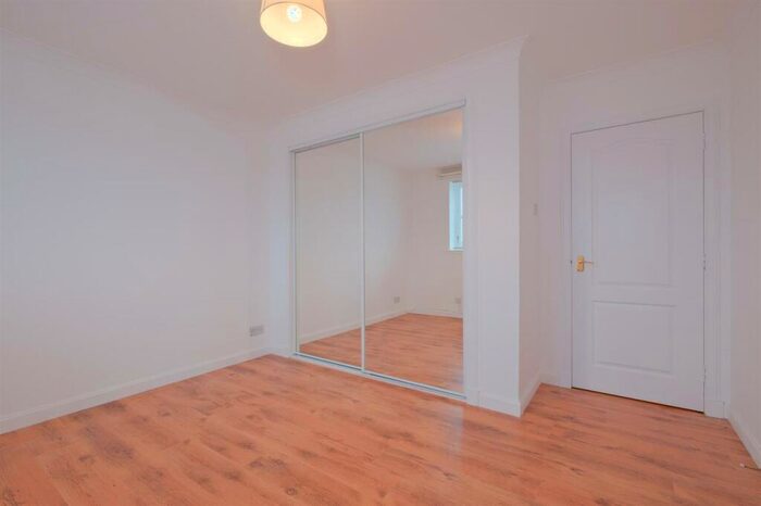 2 Bedroom Apartment To Rent In Scott Street, Motherwell, Motherwell, ML1