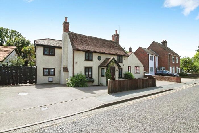 4 Bedroom Detached House For Sale In Ipswich Road, Colchester, CO4