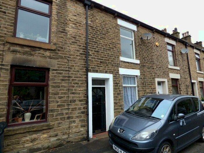 2 Bedroom Terraced House To Rent In York Street, Glossop, SK13